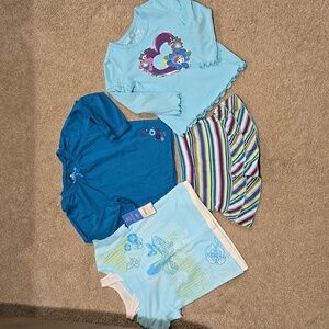 Children's Place Girl's matching skort & top set